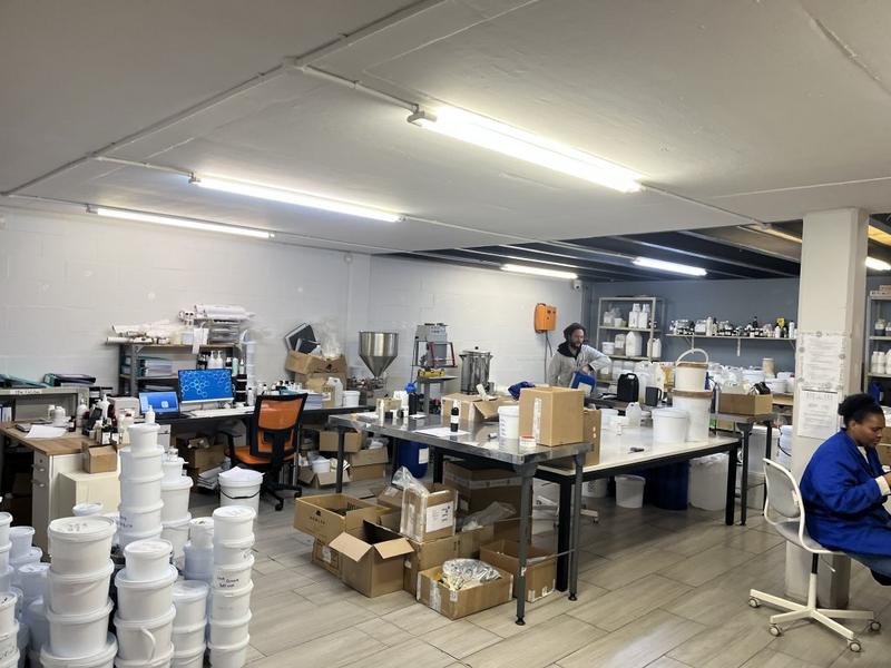 To Let commercial Property for Rent in Montague Gardens Western Cape